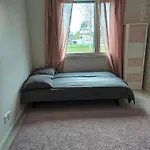A House Next To Santa Claus דירה רובניימי